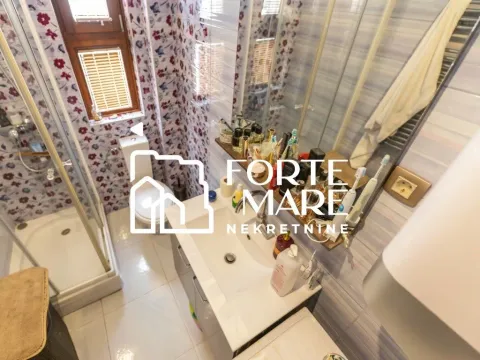 Prodaja, kuća, 226m², Bijela, Herceg Novi - image 12