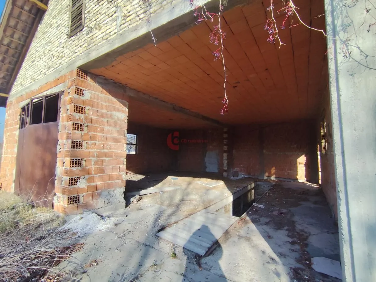 Prodaja, kuća, 444m², Makova Sedmica, Subotica