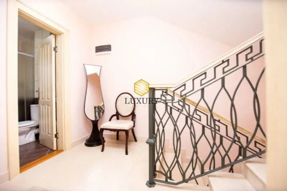 Sale, apartment, 176m², Lastva Grbaljska, Kotor