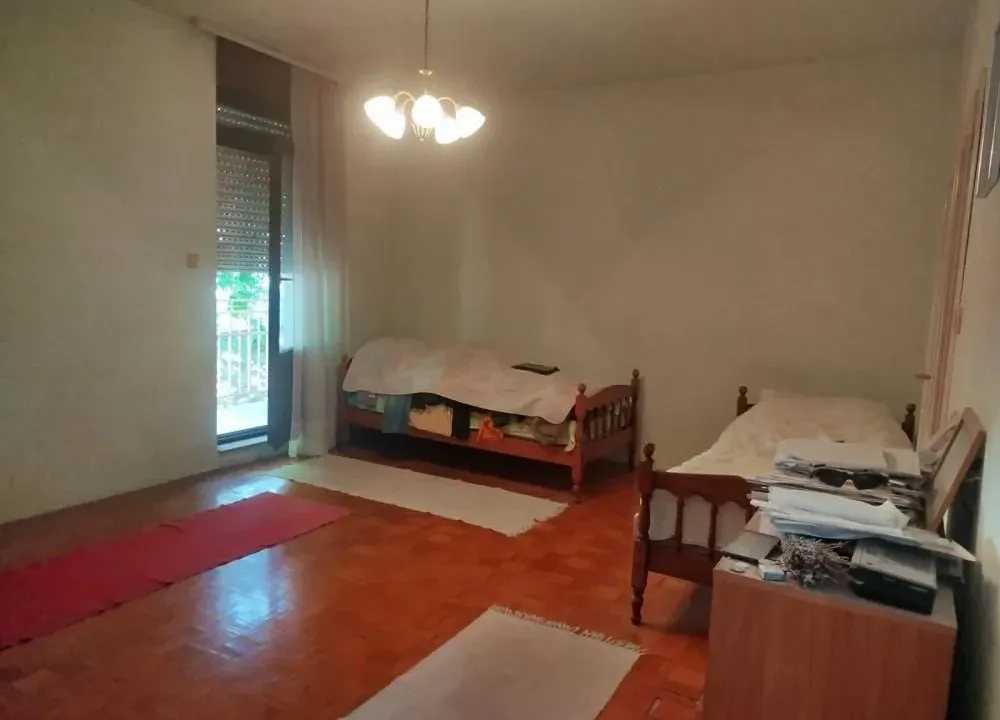 Prodaja, dvosoban stan, 64m², Kluz, Zvezdara Sve Podlokacije