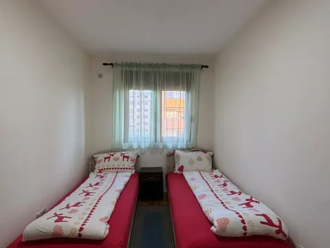 Izdavanje, dvosoban stan, 70m², Stari Aerodrom, Podgorica - image 4