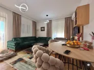 Prodaja, dvosoban stan, 68m², Stari Aerodrom, Podgorica - image 3