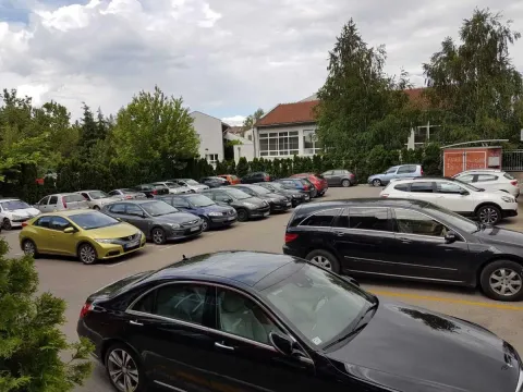 Izdavanje, poslovni prostor, 1600m², Bezanijska Kosa 1, Bežanijska Kosa Sve Podlokacije - image 19