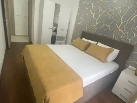 Izdavanje, dvosoban stan, 70m², Master Kvart, Podgorica - image 10