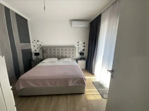 Prodaja, trosoban stan, 98m², Dobrota, Kotor - image 5