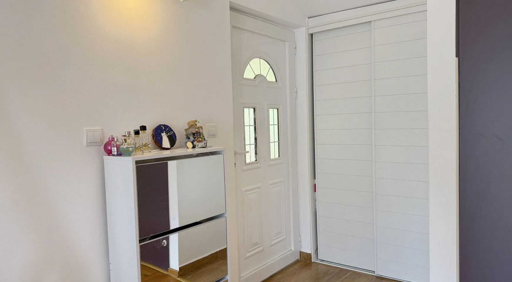 Sale, two bedroom apartment, 66m², Dobrota, Kotor