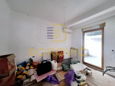 Prodaja, trosoban stan, 100m², Kluz, Zvezdara Sve Podlokacije - image 8