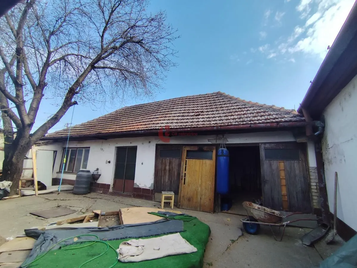 Prodaja, kuća, 110m², Novo Selo, Subotica