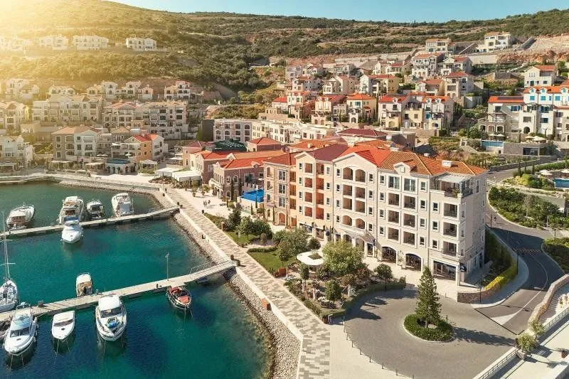 Prodaja, jednosoban stan, 65m², Luštica, Tivat