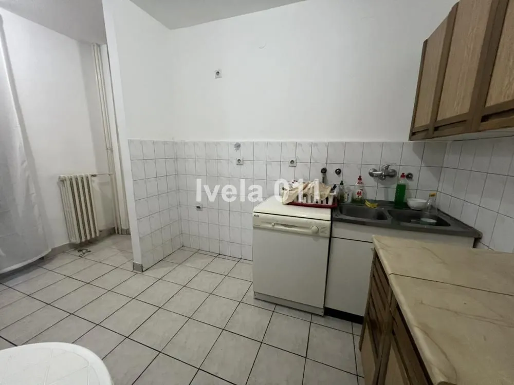Prodaja, dvosoban stan, 70m², Brace Jerković, Voždovac Sve Podlokacije