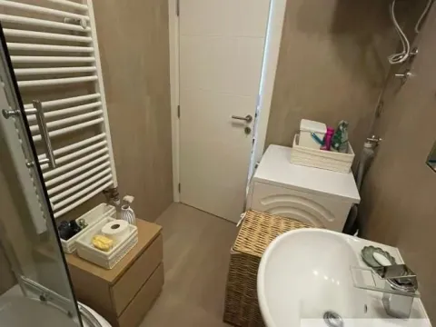 Prodaja, trosoban stan, 80m², Voždovac Sve Podlokacije, Beograd - image 9