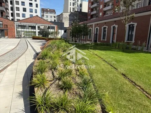 Izdavanje, trosoban stan, 104m², Vračar Sve Podlokacije, Beograd - image 17