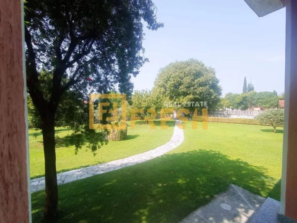 Prodaja, kuća, 423m², Donja Gorica, Podgorica