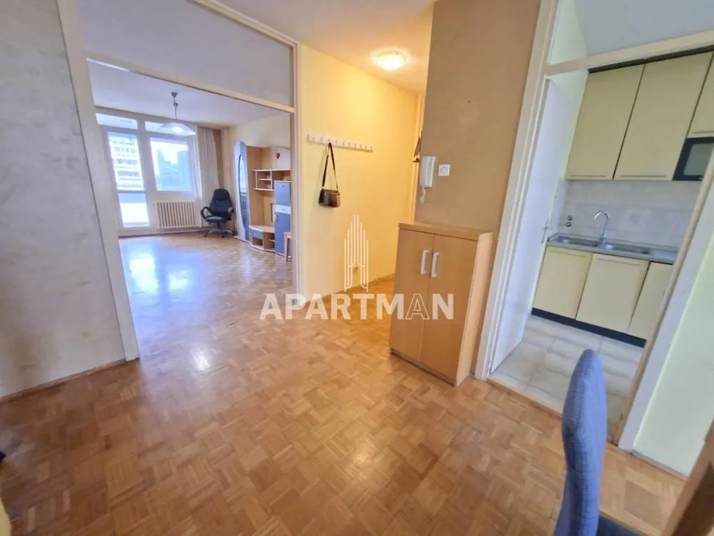 Prodaja, trosoban stan, 77m², Zemun Meandri, Zemun Sve Podlokacije