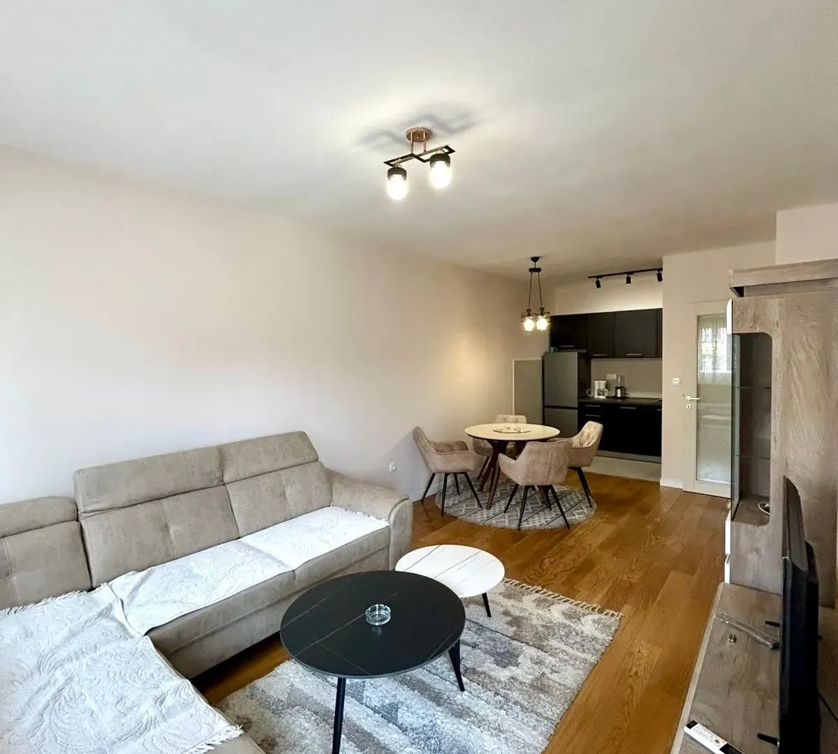 Rent, one bedroom apartment, 49m², Central Point, Podgorica
