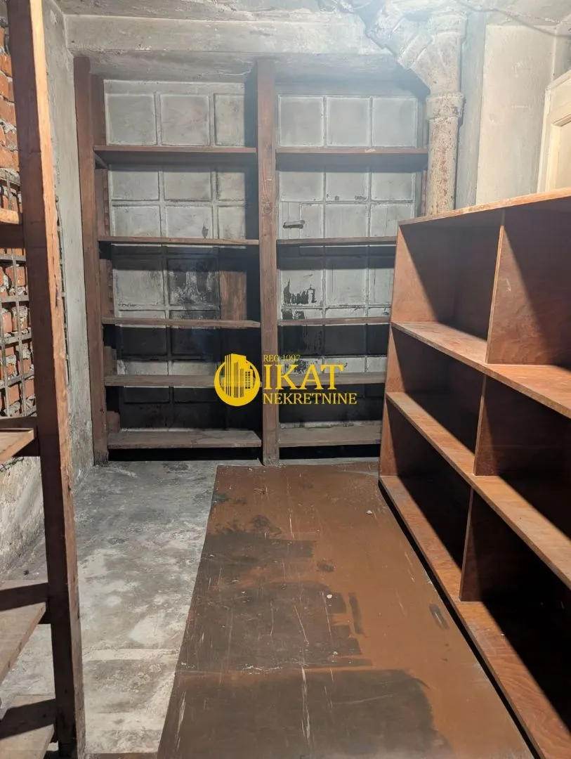 Prodaja, dvosoban stan, 52m², Stari Grad, Beograd