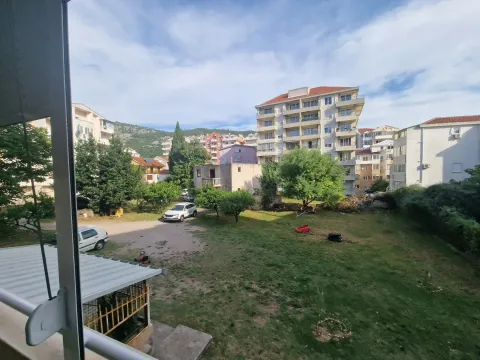 Izdavanje, jednosoban stan, 45m², Budva, Crna Gora - image 17