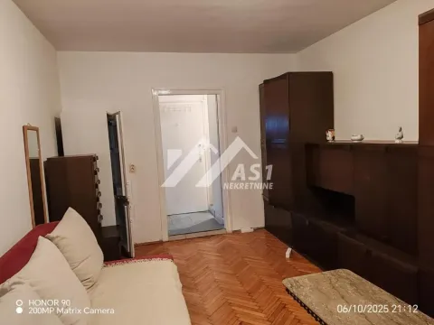 Izdavanje, stan, 21m², Sremska Kamenica, Petrovaradin - image 2