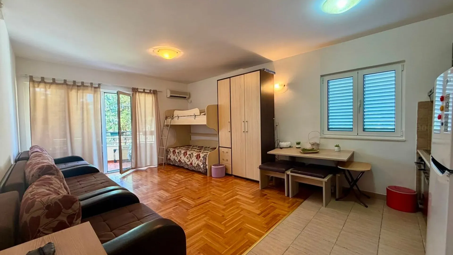 Prodaja, stan, 38m², Donja Lastva, Tivat