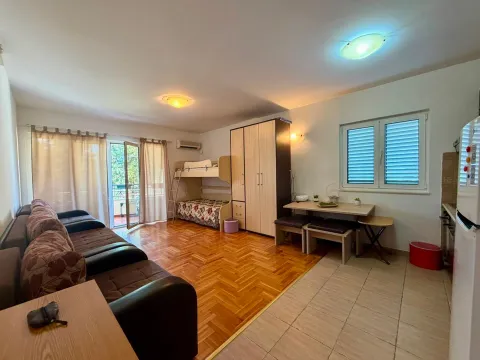 Prodaja, stan, 38m², Donja Lastva, Tivat - image 3