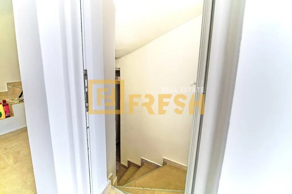 Rent, house, 400m², Stari Aerodrom, Podgorica
