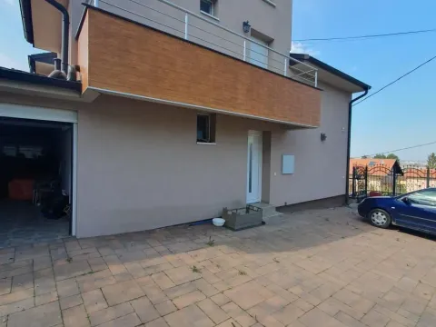 Prodaja, kuća, 460m², Sremska Kamenica, Petrovaradin - image 3