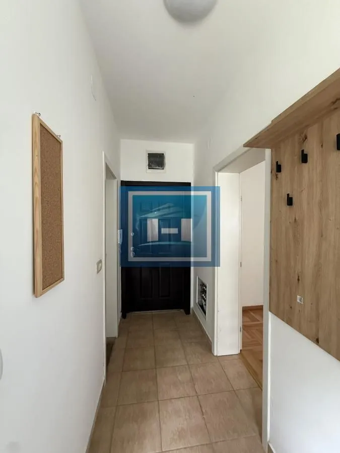 Izdavanje, jednosoban stan, 33m², Vašarište, Jagodina
