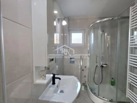 Sale, house, 180m², Arandjelovac, Srbija - image 17