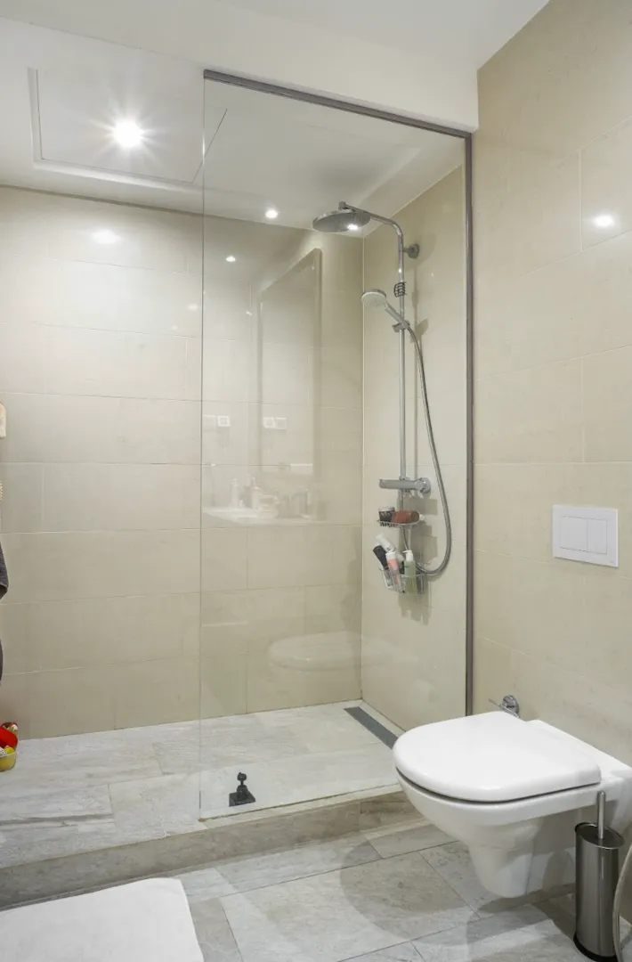 Prodaja, jednosoban stan, 90m², Luštica Bay, Tivat