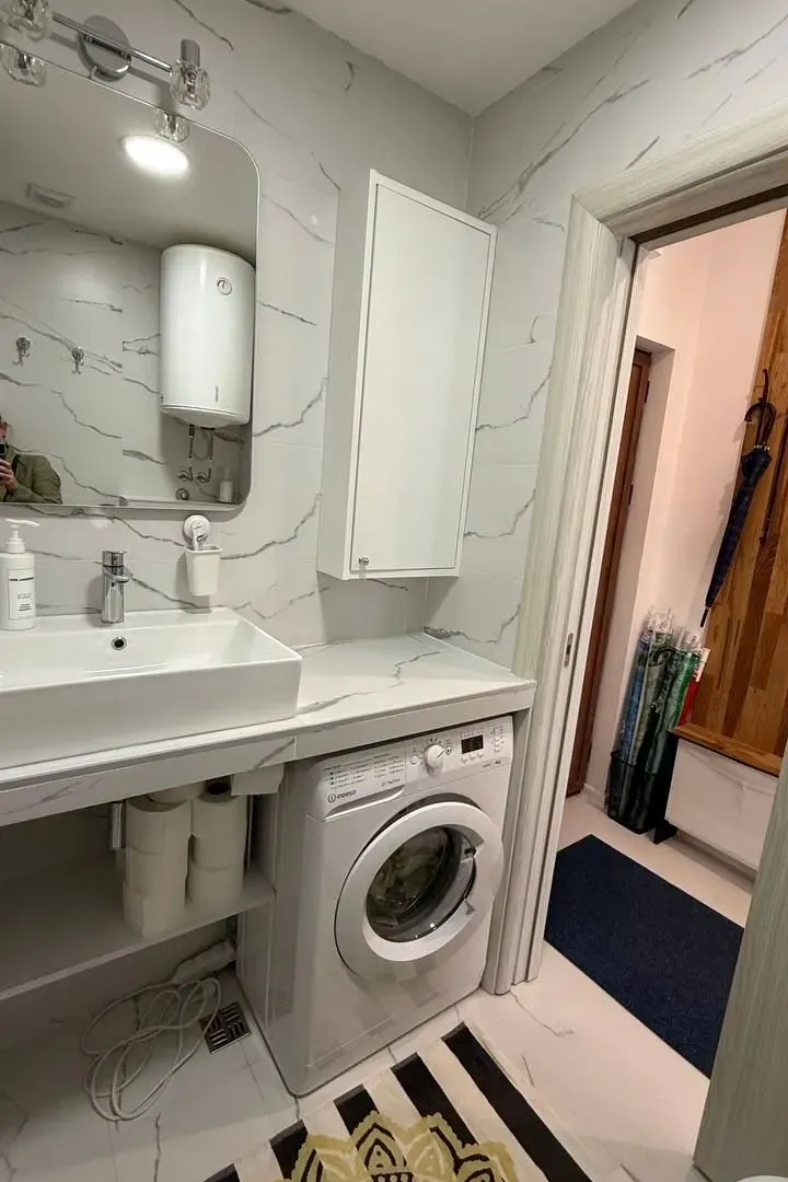 Izdavanje, jednosoban stan, 24m², Lazi, Budva