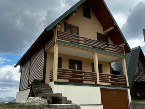 Prodaja, kuća, 200m², Motički gaj, Žabljak - image 3