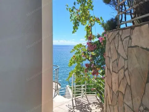 Prodaja, kuća, 161m², Ulcinj, Crna Gora - image 15