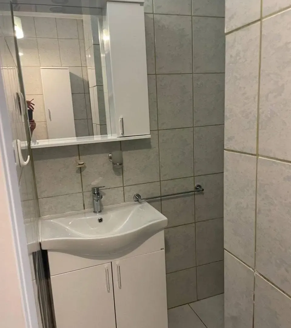 Rent, three bedroom apartment, 87m², Seljanovo, Tivat