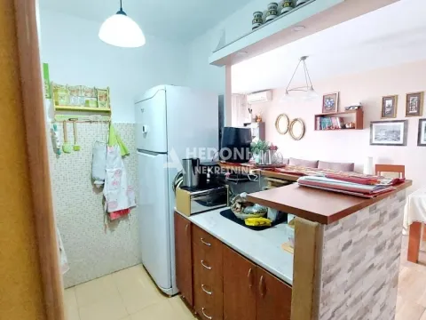 Sale, three bedroom apartment, 75m², Novi Beograd Blok 62, Novi Beograd Sve Podlokacije - image 5