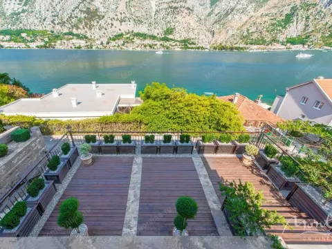 Sale, two bedroom apartment, 174m², Muo, Kotor - image 14