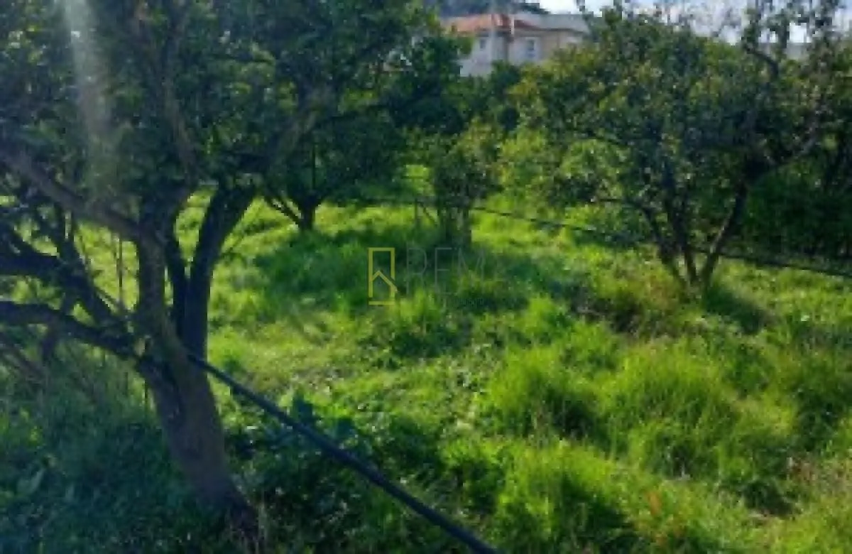 Prodaja, plac, 560m², Ulcinj, Crna Gora