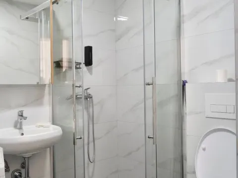 Izdavanje, dvosoban stan, 42m², Mirijevo Sve Podlokacije, Beograd - image 2