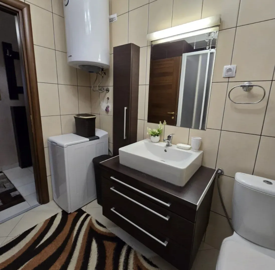 Rent, two bedroom apartment, 72m², City Kvart, Podgorica