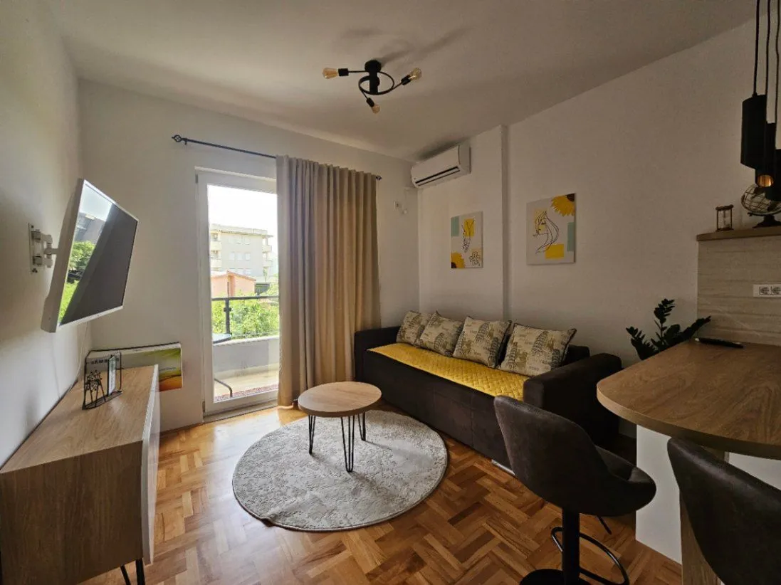 Izdavanje, jednosoban stan, 27m², Popovići, Bar