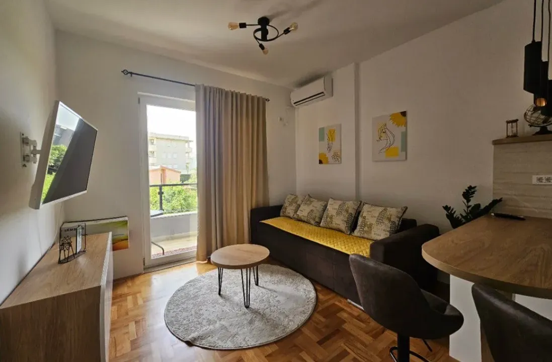 Izdavanje, jednosoban stan, 27m², Popovići, Bar