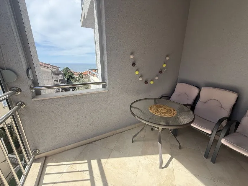Sale, one bedroom apartment, 47m², Petrovac, Budva
