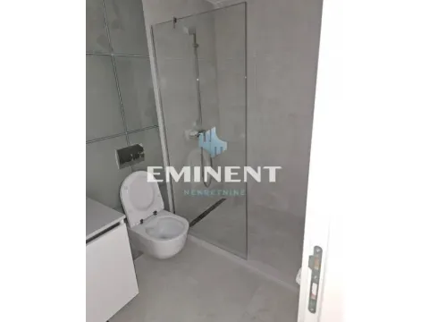 Izdavanje, dvosoban stan, 55m², Savski Venac, Beograd - image 8