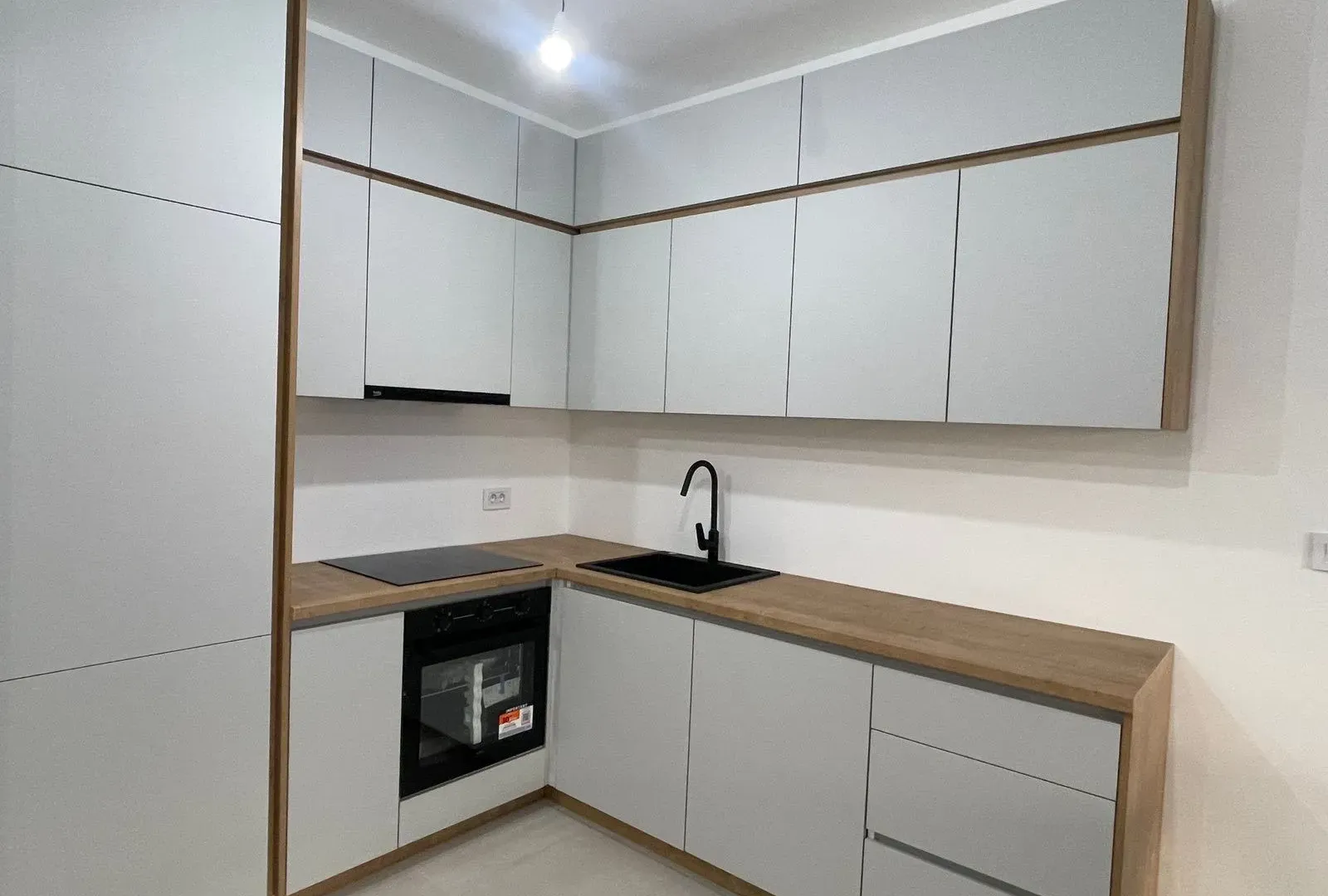 Izdavanje, jednosoban stan, 48m², Stari Aerodrom, Podgorica