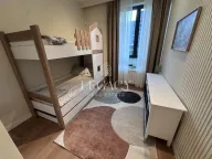 Izdavanje, trosoban stan, 83m², Savski Venac, Beograd - image 10