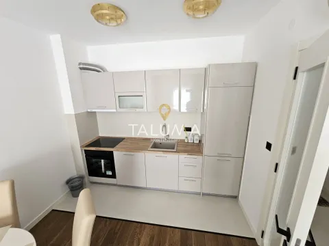 Izdavanje, jednosoban stan, 47m², Centar, Podgorica - image 6