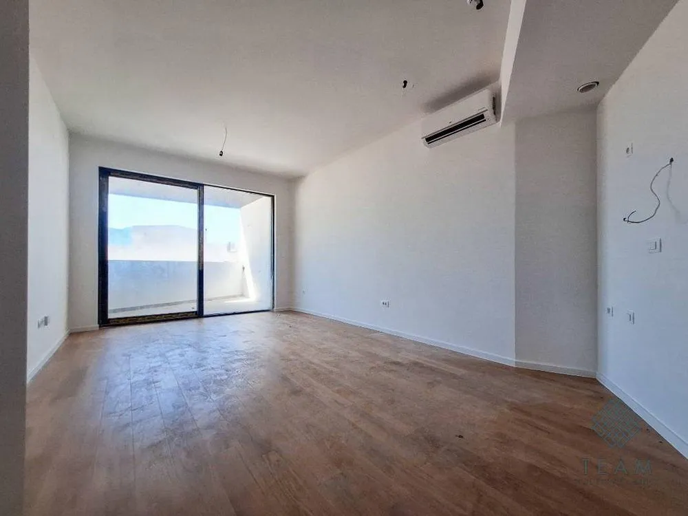 Sale, one bedroom apartment, 60m², Bečići, Budva