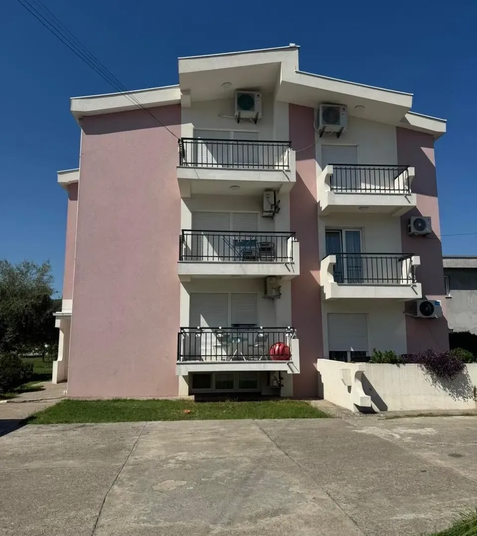 Rent, two bedroom apartment, 75m², Gornja Gorica, Podgorica
