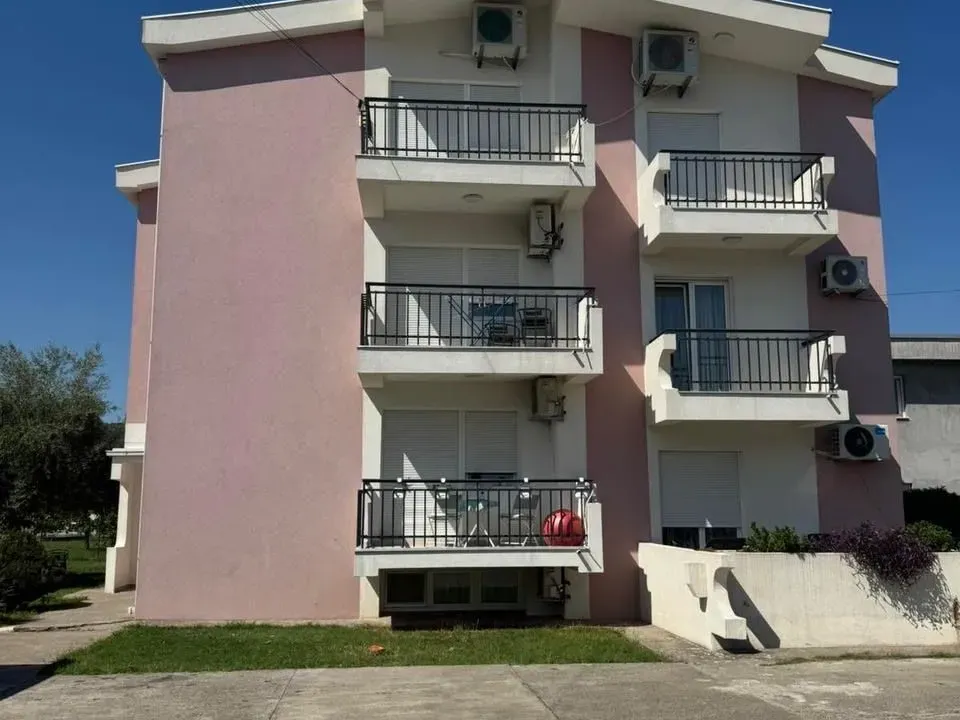 Rent, two bedroom apartment, 75m², Gornja Gorica, Podgorica