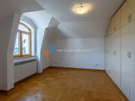 Izdavanje, četvorosoban stan, 250m², Savski Venac, Beograd - image 15