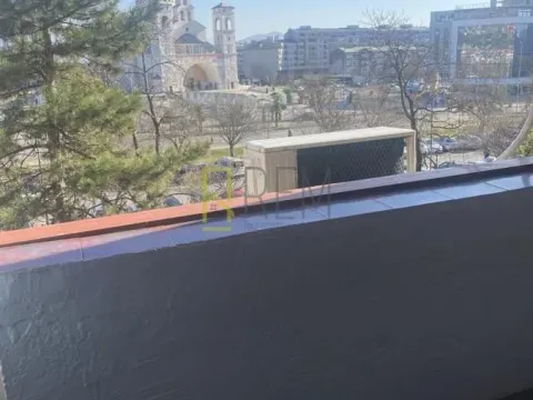 Izdavanje, jednosoban stan, 42m², Blok 5, Podgorica - image 9